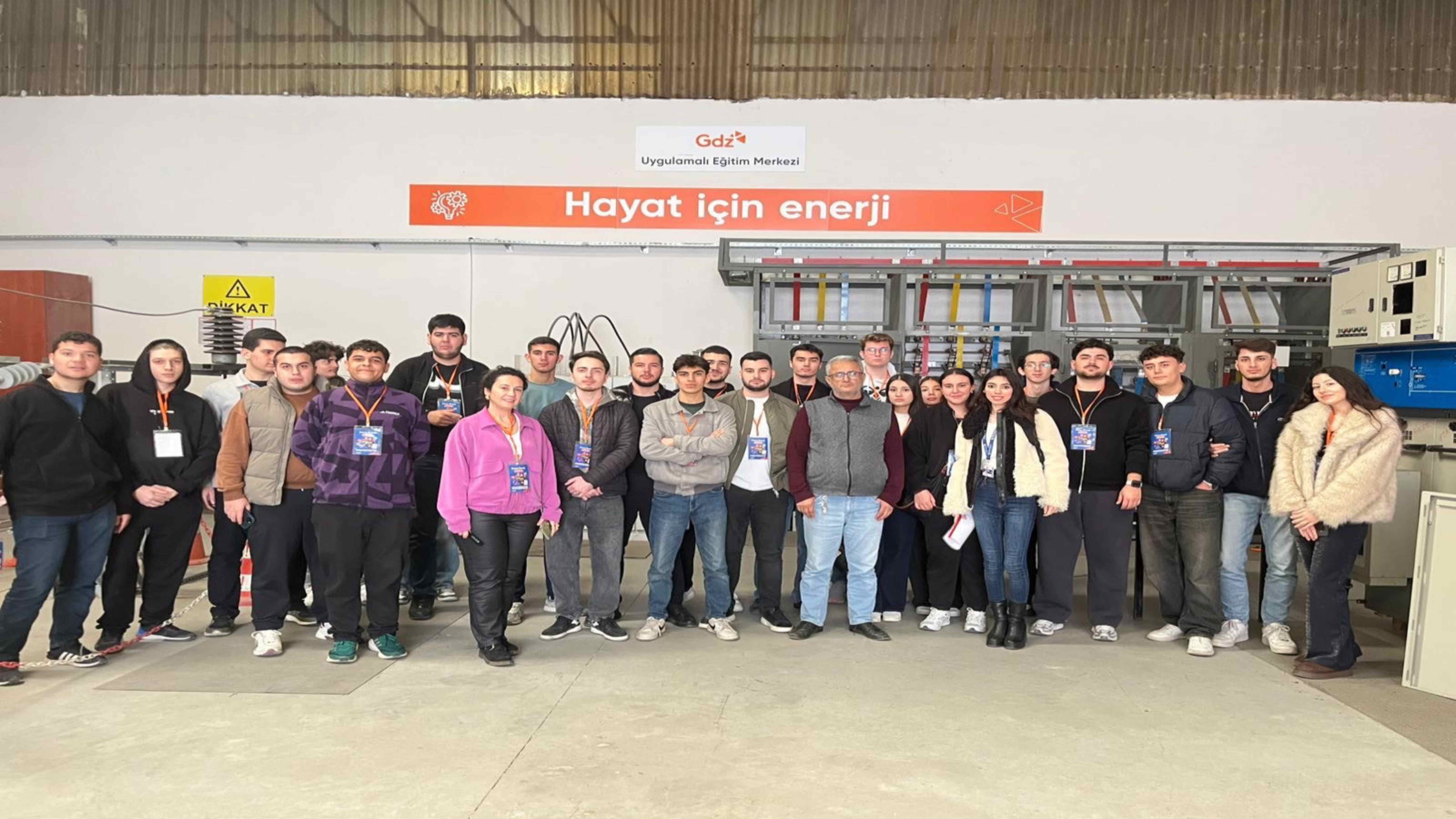 İzmir Konak MYO Öğrencilerinden 