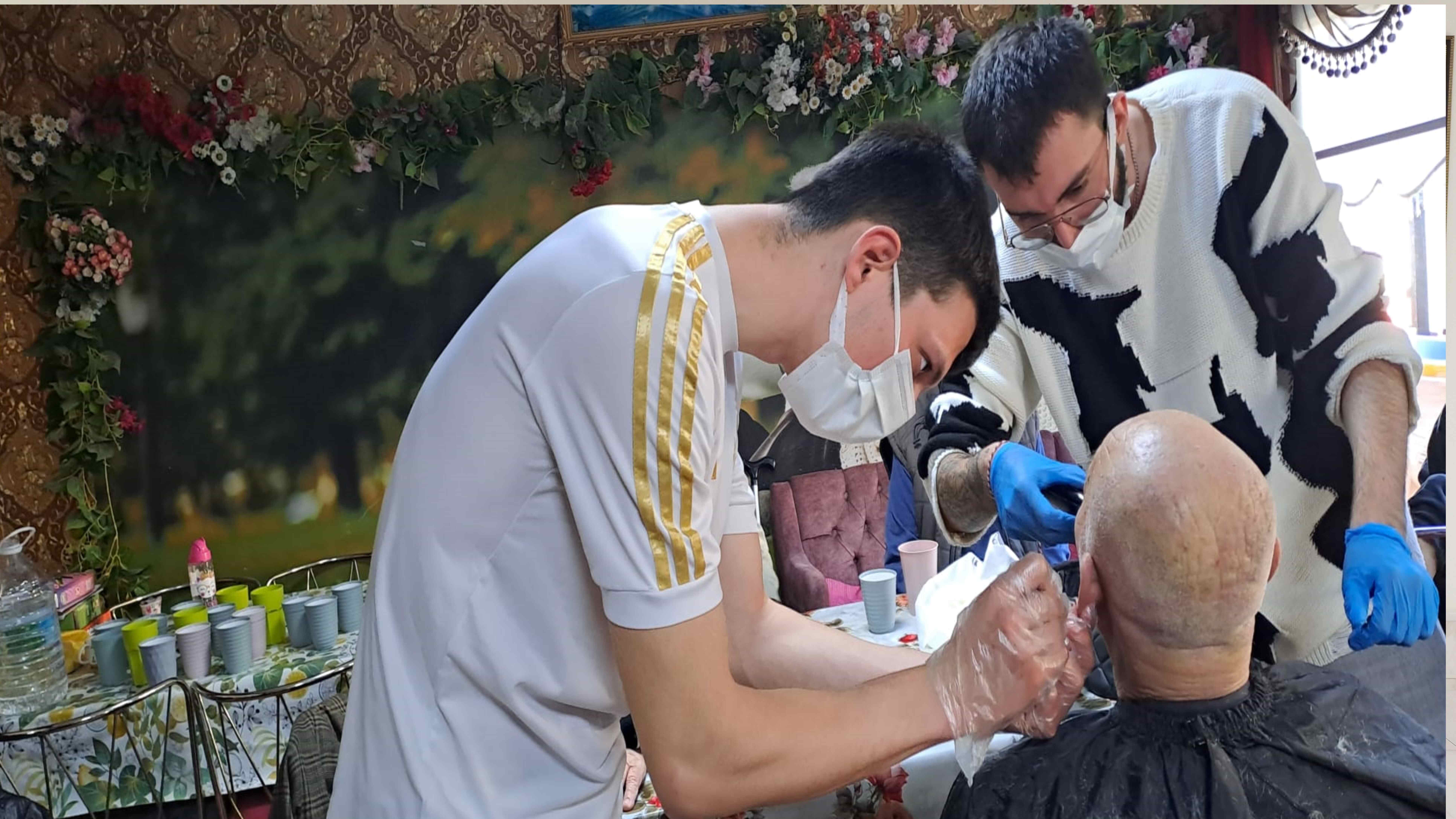 Öğrencilerden Huzurevi Kapak